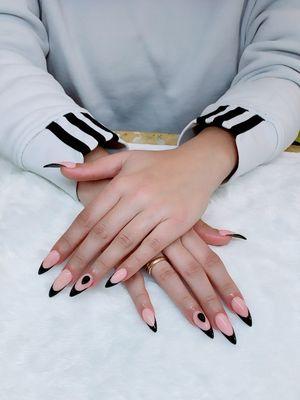 Nails design