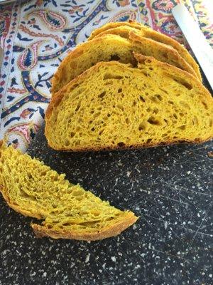 Turmeric Onion Sourdough