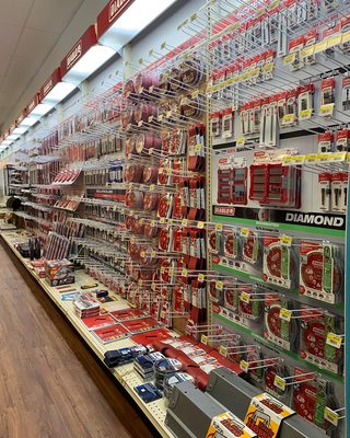 Ooooh la la - A whole aisle of Diablo power tool accessories!?