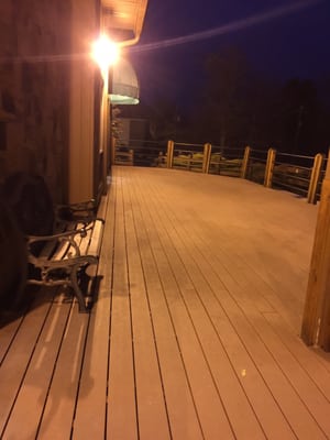 Outdoor deck