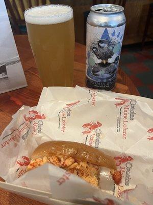 Dissimulation and Cousins Connecticut lobster roll.