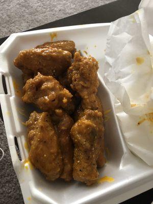 Honey Gold & Lemmon Pepper Wings