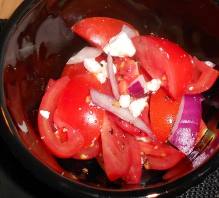 Fresh tomato salad