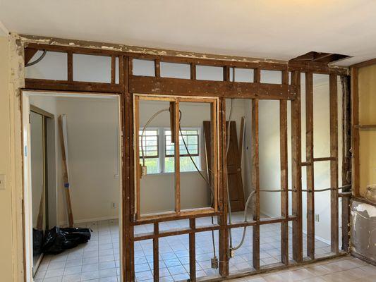 Inspection of a load bearing wall