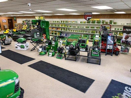 Koenig Equipment | Botkins, OH | John Deere Dealer | John Deere Parts | Lawn Mower Service & Repair