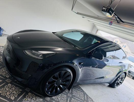 2024 Tesla Model Y 
Xpel XR plus all around #ceramic #tint