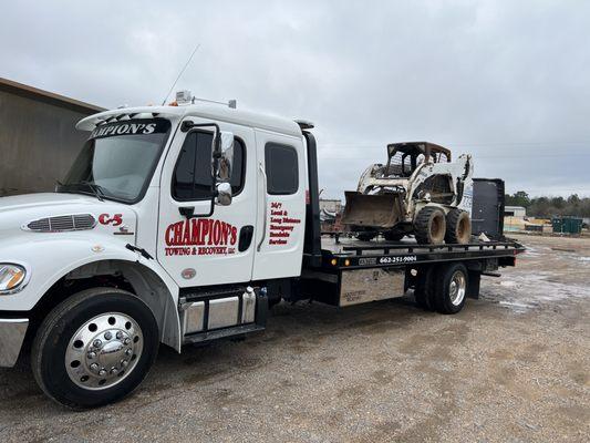 Champion's Towing Recovery