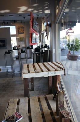 recycled pallet entry tables