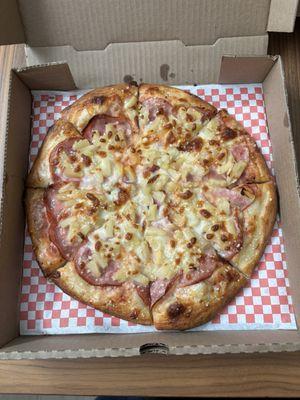 12 inch Hawaiian pizza.