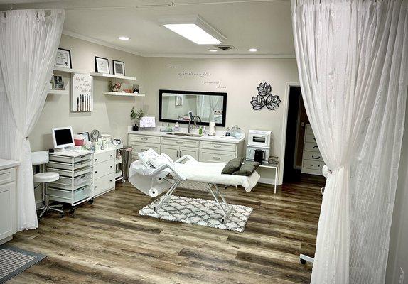 B Esthetics Spa