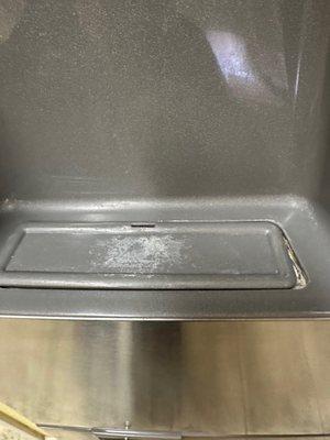 Refrigerator not cleaned properly