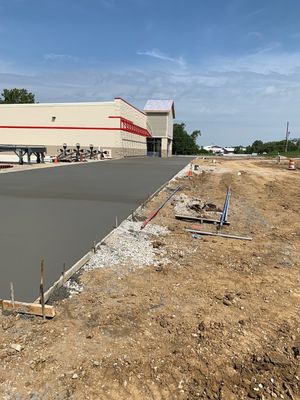 Concrete pavement for a new tractor supply we did every bit of concrete here from foundations slab to all site work