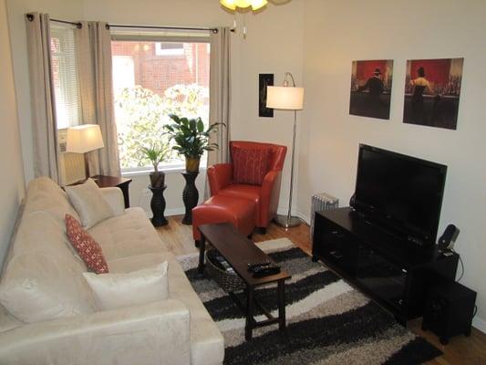 Large 1 Bedroom - West Argyle