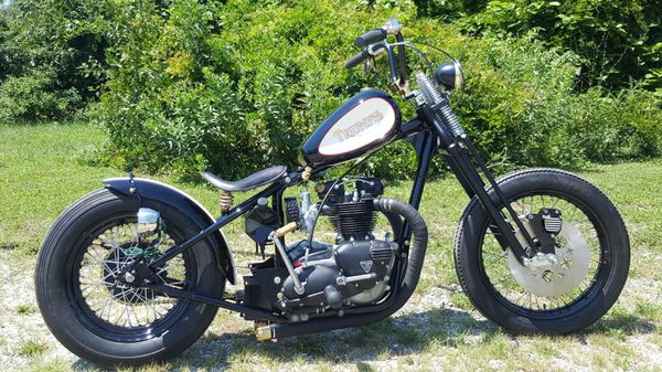 Custom Triumph bobber