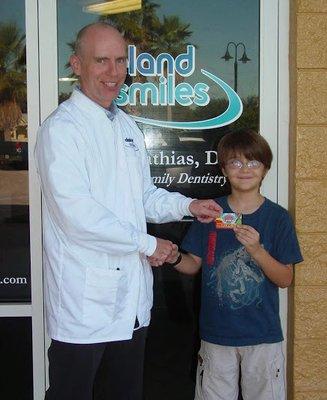 www.delandsmiles.com DeLand Smiles 158 McGregor Rd DeLand, FL 32720 (386) 337-3658