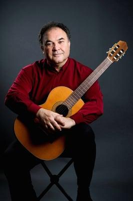 Guitar Teacher - Behdad Moghaddasi