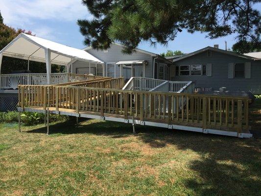 wood ramp with aluminum framing