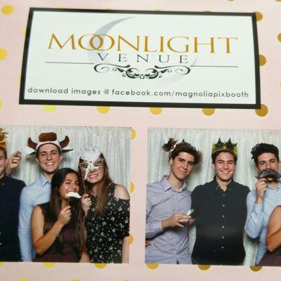 Very funny moments!!!... Photobooth by @magnoliaphotobooth