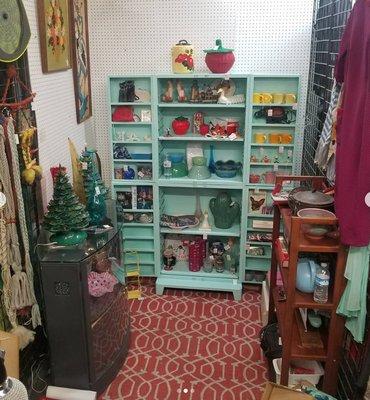 Tree Hugger Boutique's booth inside "Sin City Pickers" Antique Mall at: 10 W. Wyoming Ave., Las Vegas, NV 89102