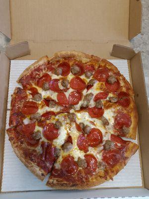 Medium Pepperoni & Sausage