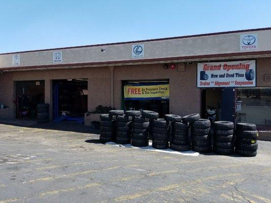 Gueros Tires