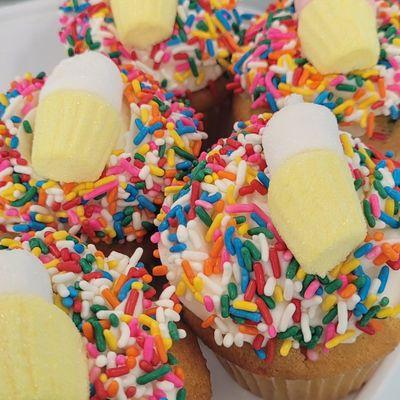 Funfetti cupcakes