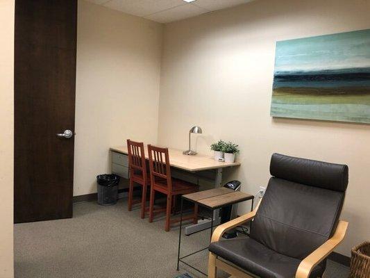 Nurse Practitioner Hannah Goldberg's office, for Child/Adolescent Psychiatry.