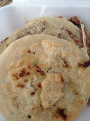 Pupusas revueltas - underdone