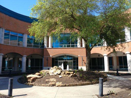 The front entrance to the Houston Methodist Hospital in Katy on Fry Road.