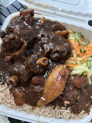 oxtail with rice & peas, roast vegetables, & sweet plantain (5/20/2023 at 63rd drive festival)