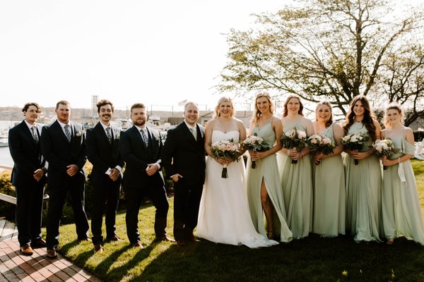 wedding party outside main house