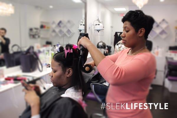 Shantella working on a client.