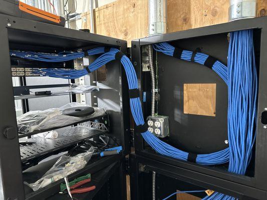 LensCrafters new network build