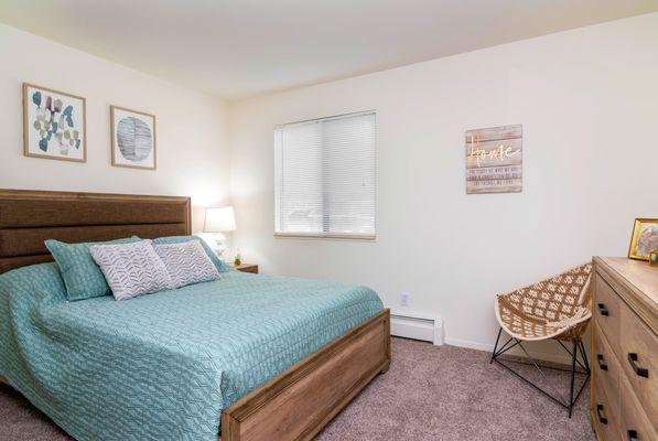 Spacious two bedroom apartments at Forest Pointe Apartments in Grand Rapids, MI