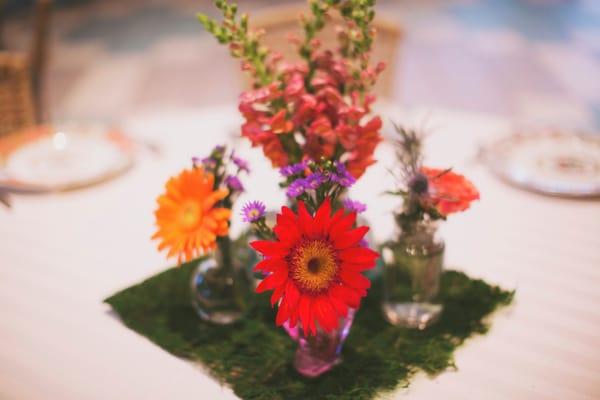 Tablescape Two's flowers from Schnuck's Florist!