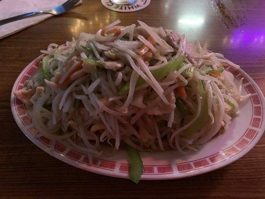 Chicken chow mien only $5