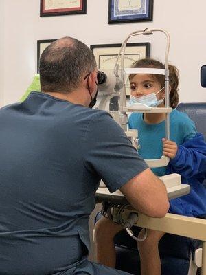 Dr. DeCastro helping my little girl. He's the best !!!!!!!