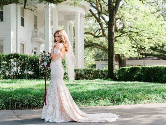 Real bride Lauren: photo by Anna Catherine Photography