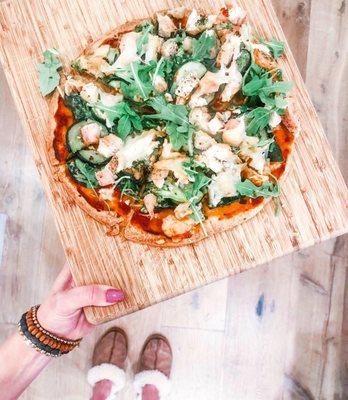 Cauliflower Pesto Chicken Pizza