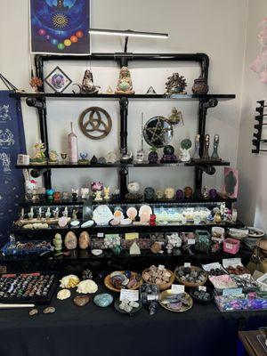 Crystal skulls, Hello Kitty, handmade crystal art, tumbled and raw crystals