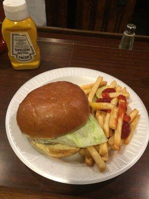 Cheeseburger w/ mushrooms and fries - $5.00