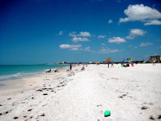 Ahhh... the beautiful beach @ Treasure Island!