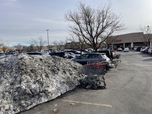 Narrow aisles to pull and and back out of spots