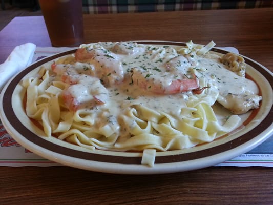 Chicken and shrimp fettucini alfredo