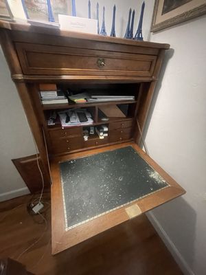 Henredon Pierre Deux desk with new half-mortised lock installed