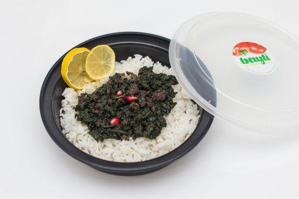 Healthy Lebanese meal : spinach with ground beef and white rice