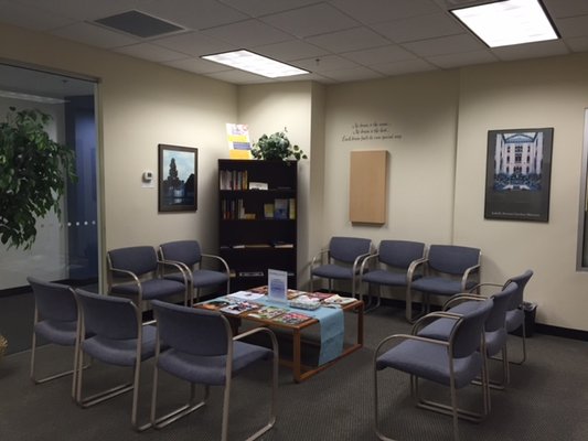 The Hallowell Center Boston MetroWest waiting room