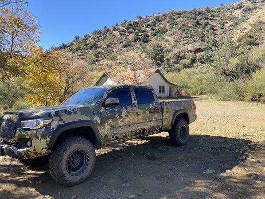 Finally found a truck color I like.