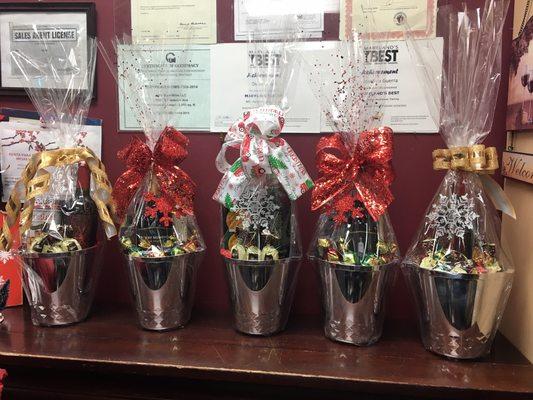 Christmas Gift Baskets Sale  $20 with the purchase of 3. Each $25