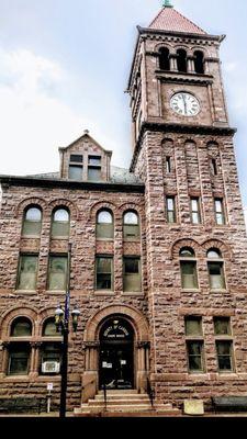 Carbon County Court House